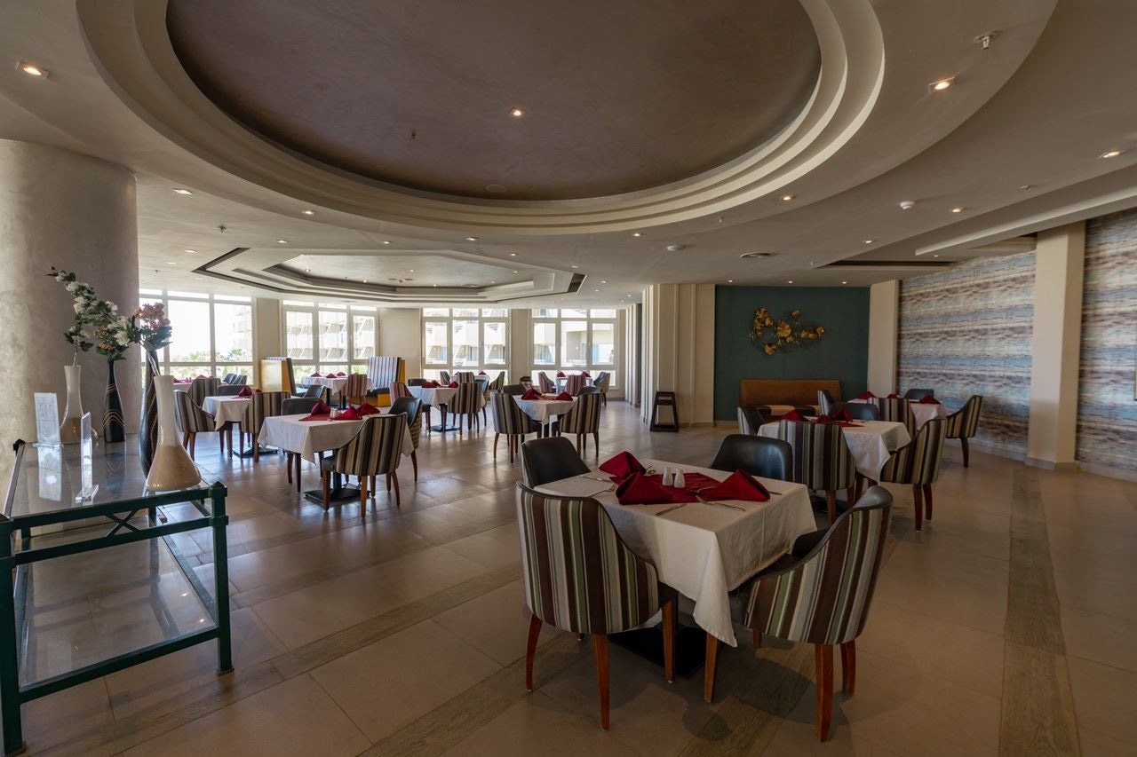 restaurants-restaurants