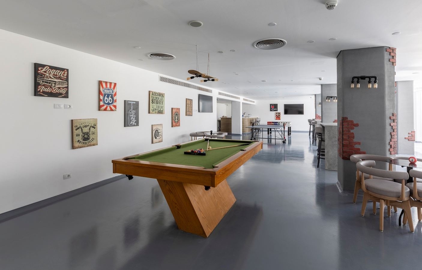 bars-velocity-sports-bar