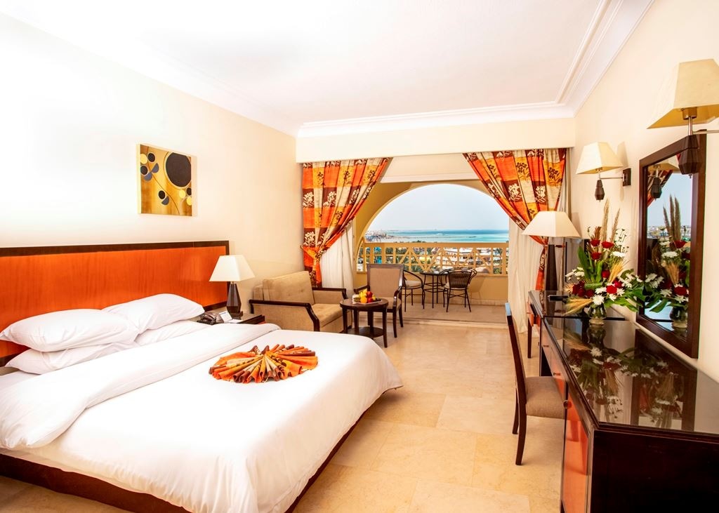 rooms-premium-room-side-sea-view