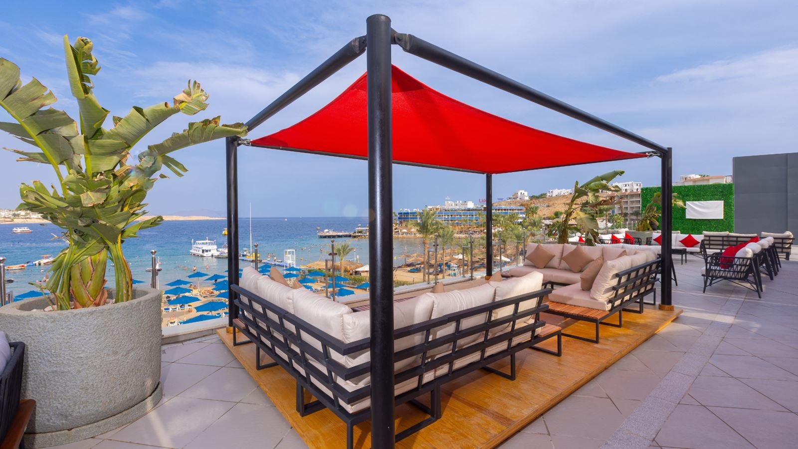 restaurants-sky-lounge