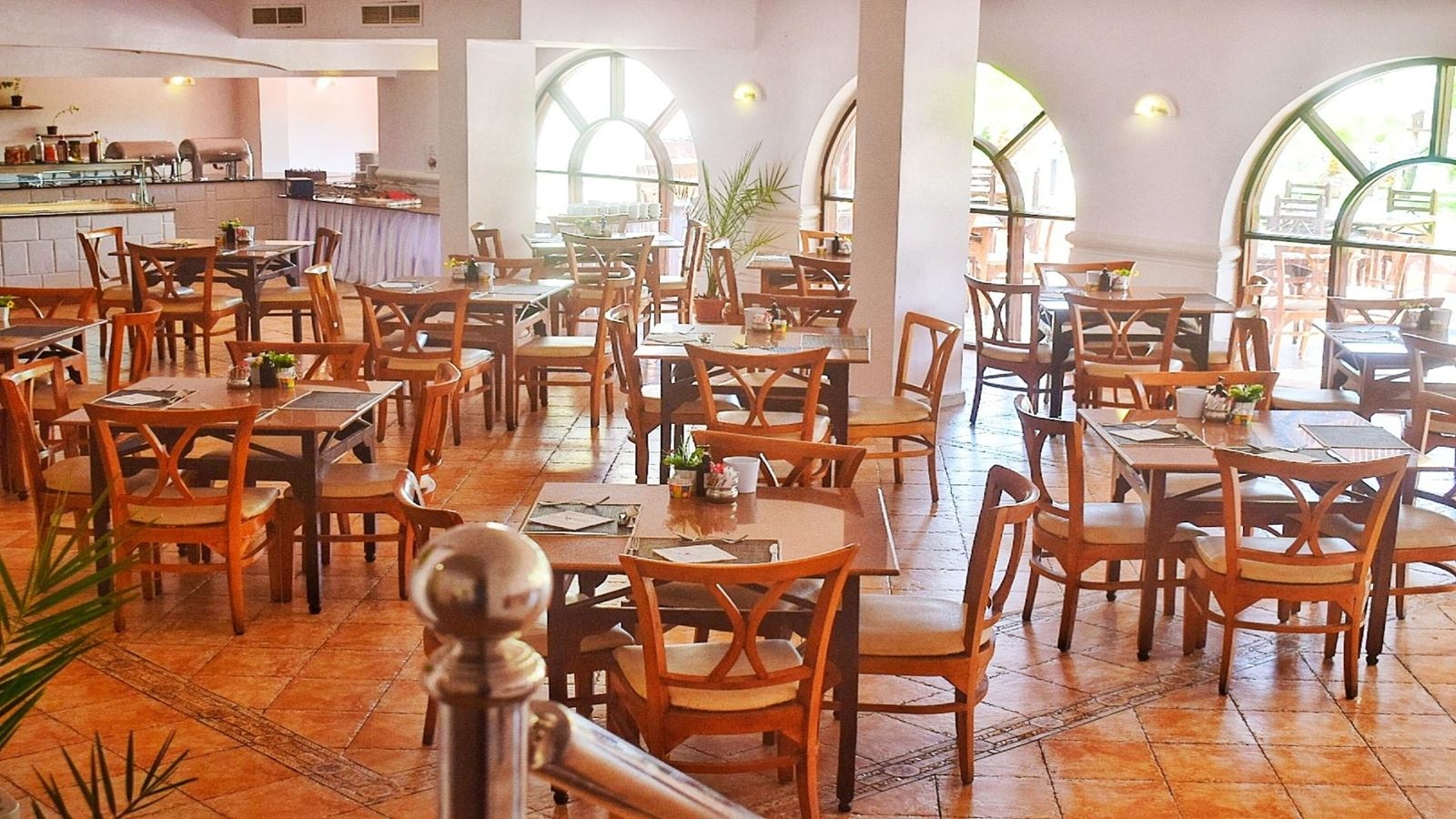 restaurants-the-main-restaurant