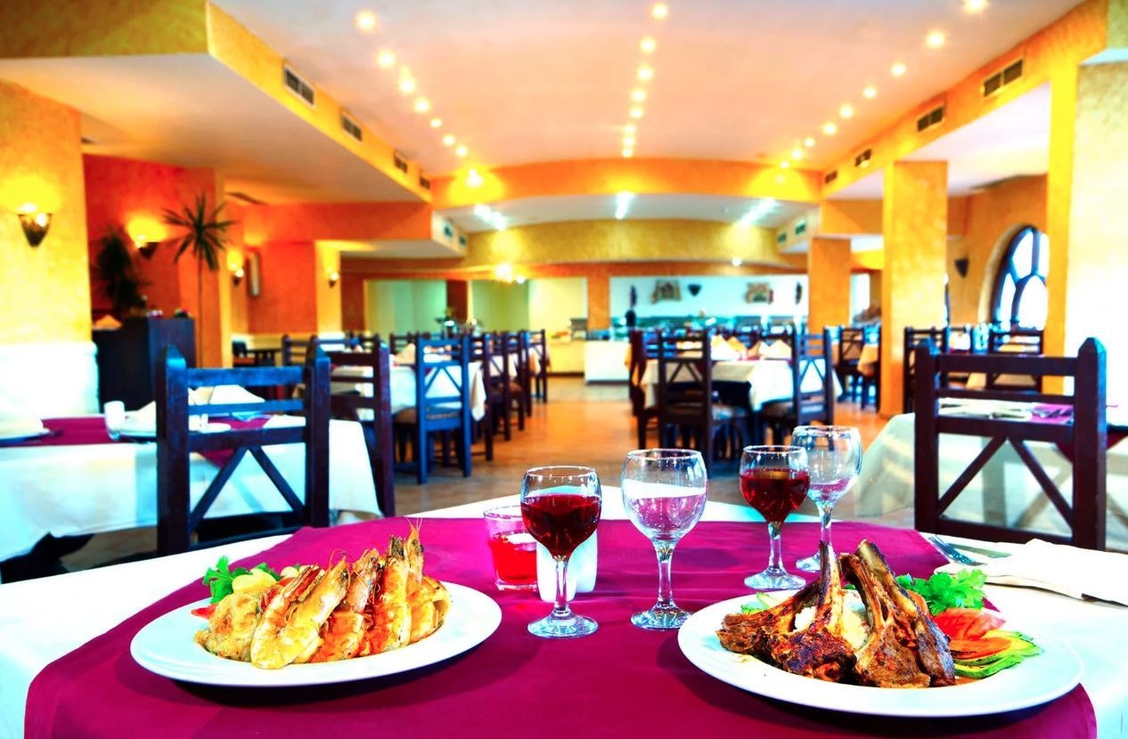 restaurants-restaurants