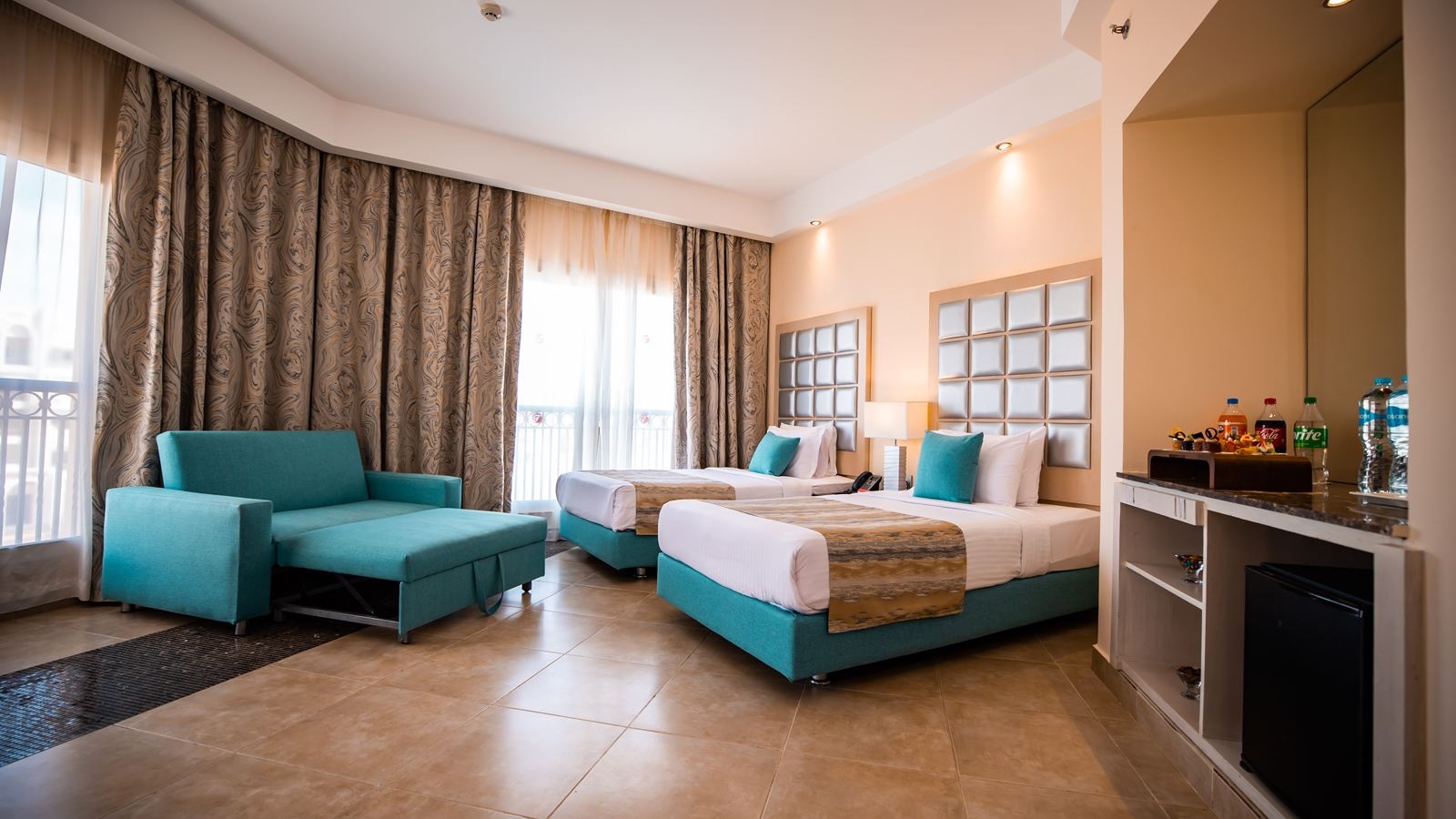 rooms-room-deluxe-club