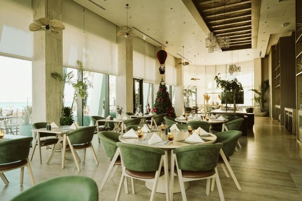 restaurants-restaurants