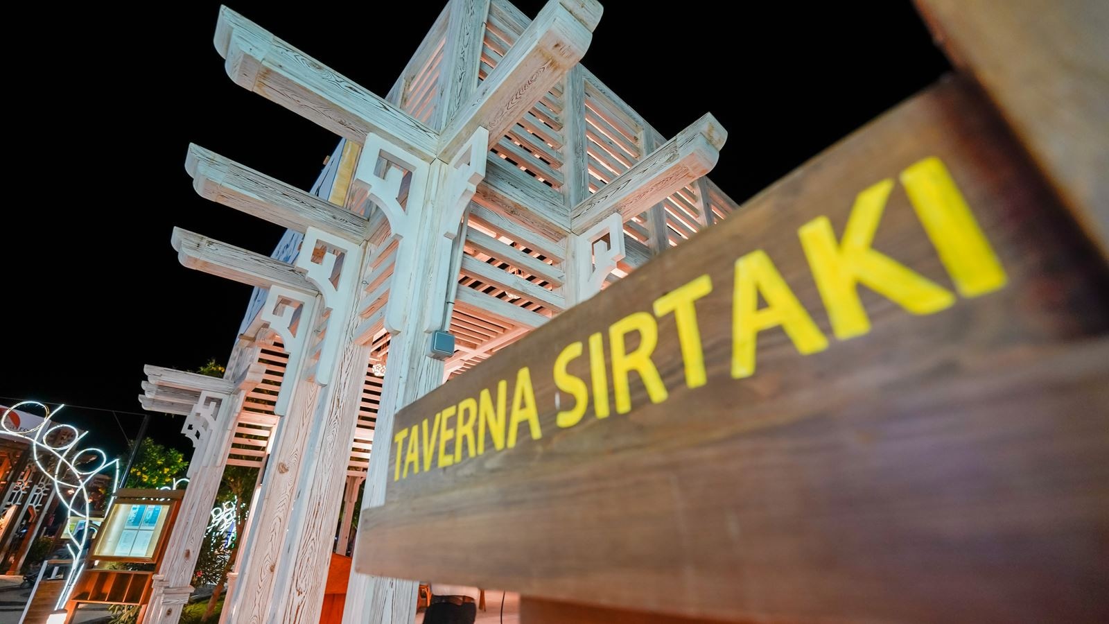 restaurants-syartaki-taverna-paros