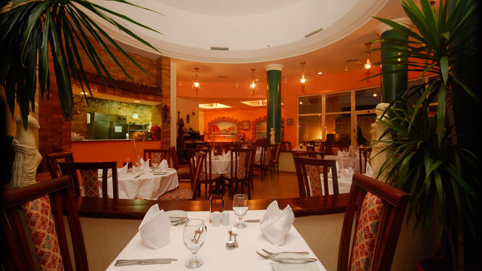 restaurants-italian-restaurant--la-trattoria-italian-cuisine