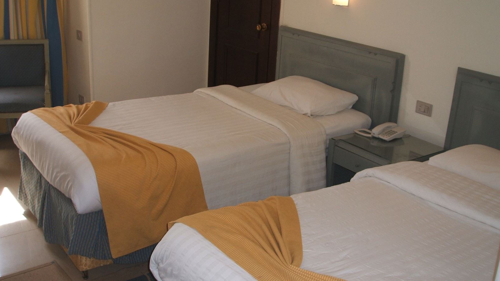 rooms-superior-sea-side-room