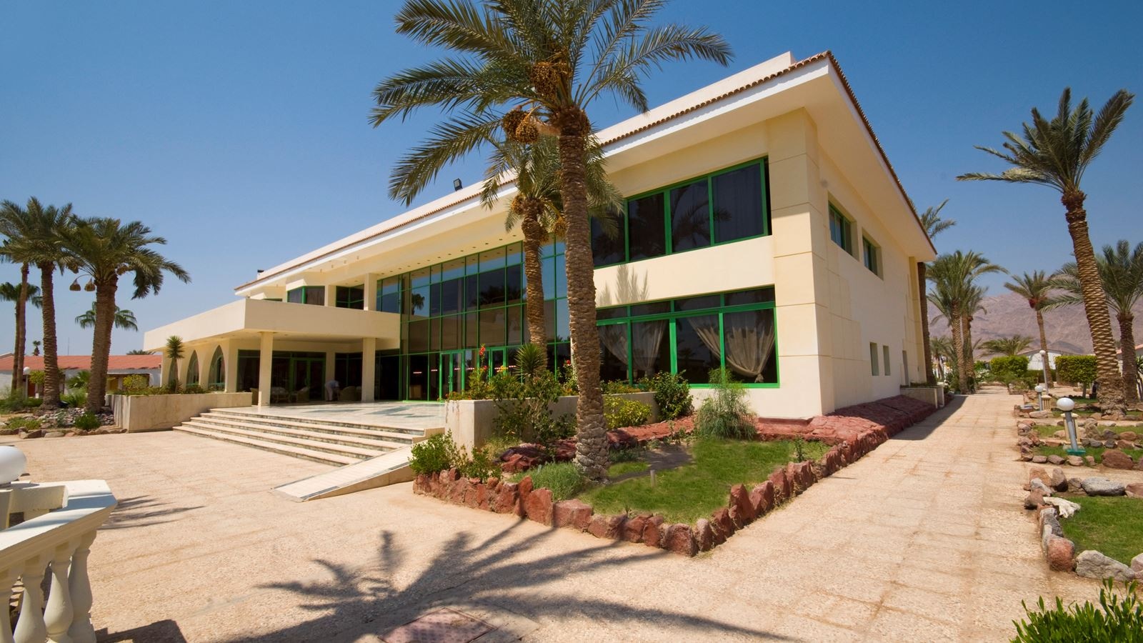 general-main-building