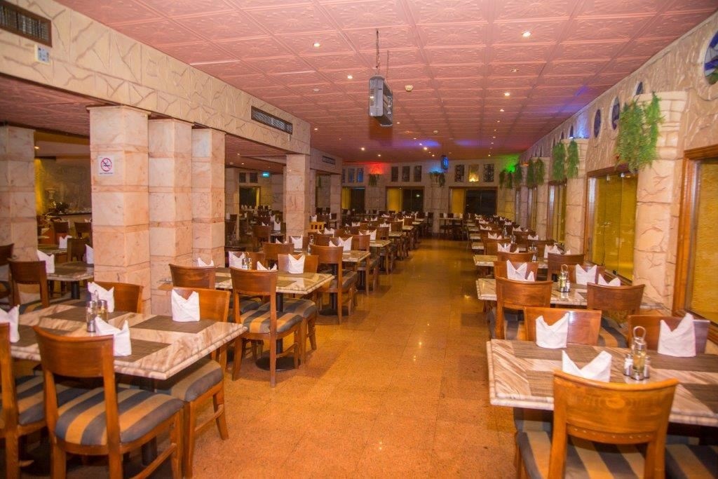 restaurants-main-restaurant--love-boat