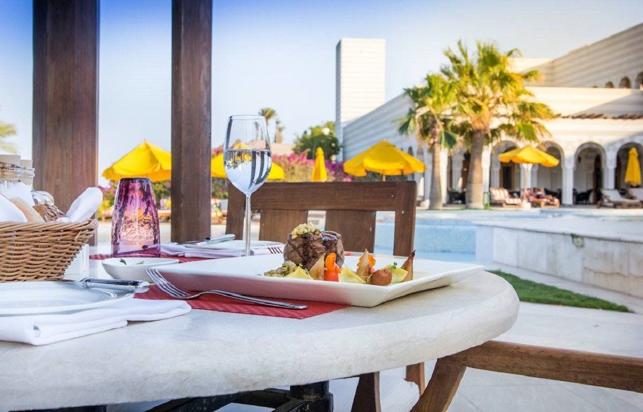 restaurants-restaurants