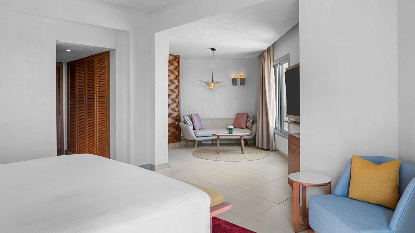 rooms-beachside-grand-premium-room-garden-or-pool-view