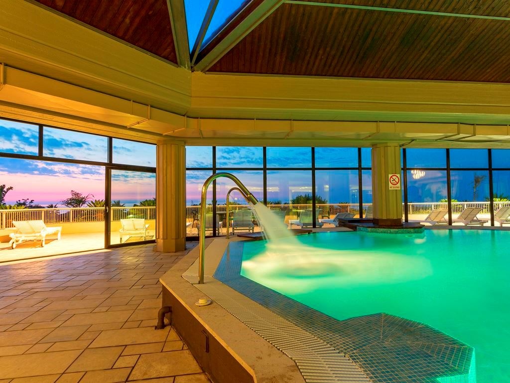 pools-indoor-pool