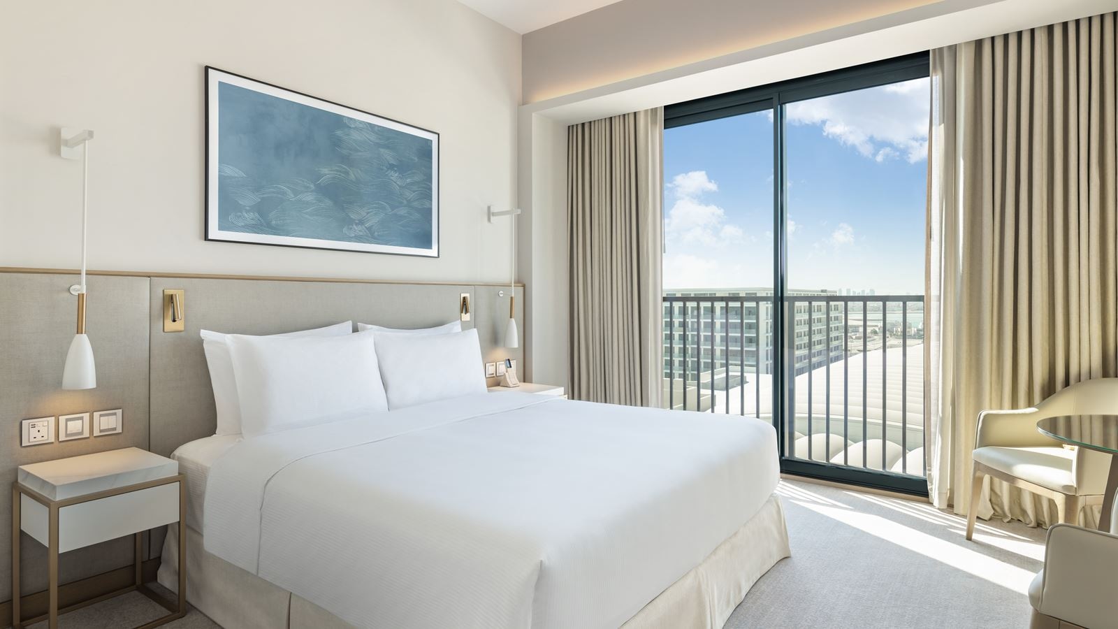 rooms-deluxe-room-king