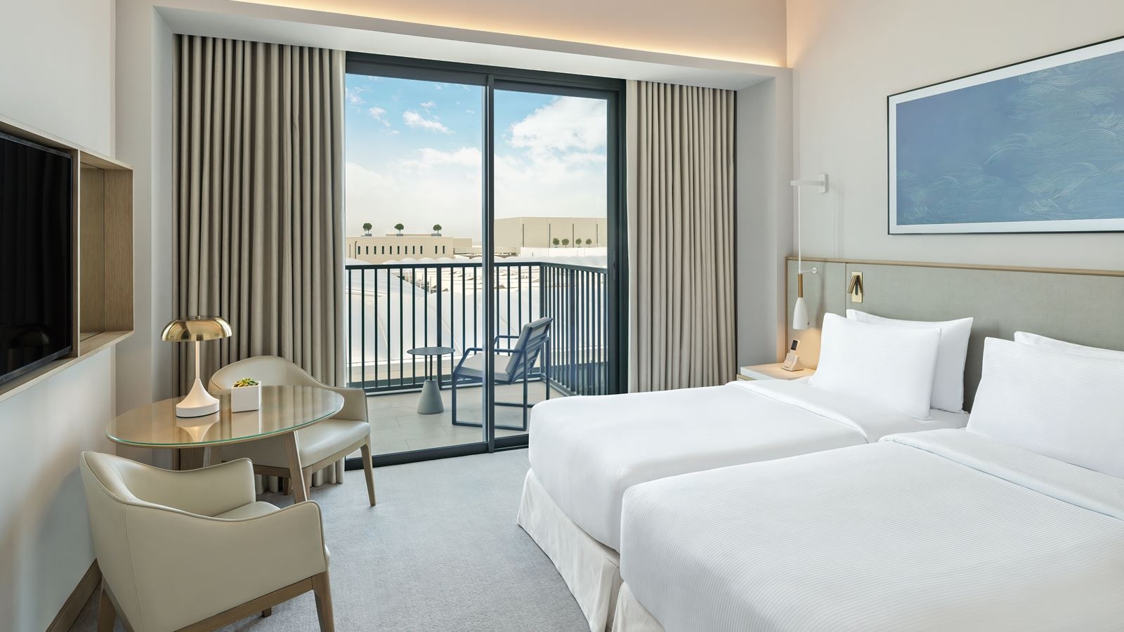 rooms-deluxe-room-twin-with-balcony