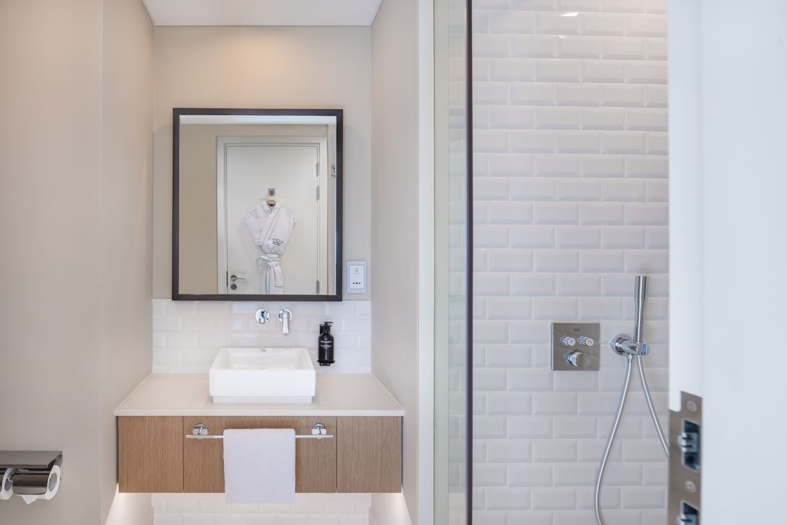 rooms-deluxe-two-bedroom-apartment