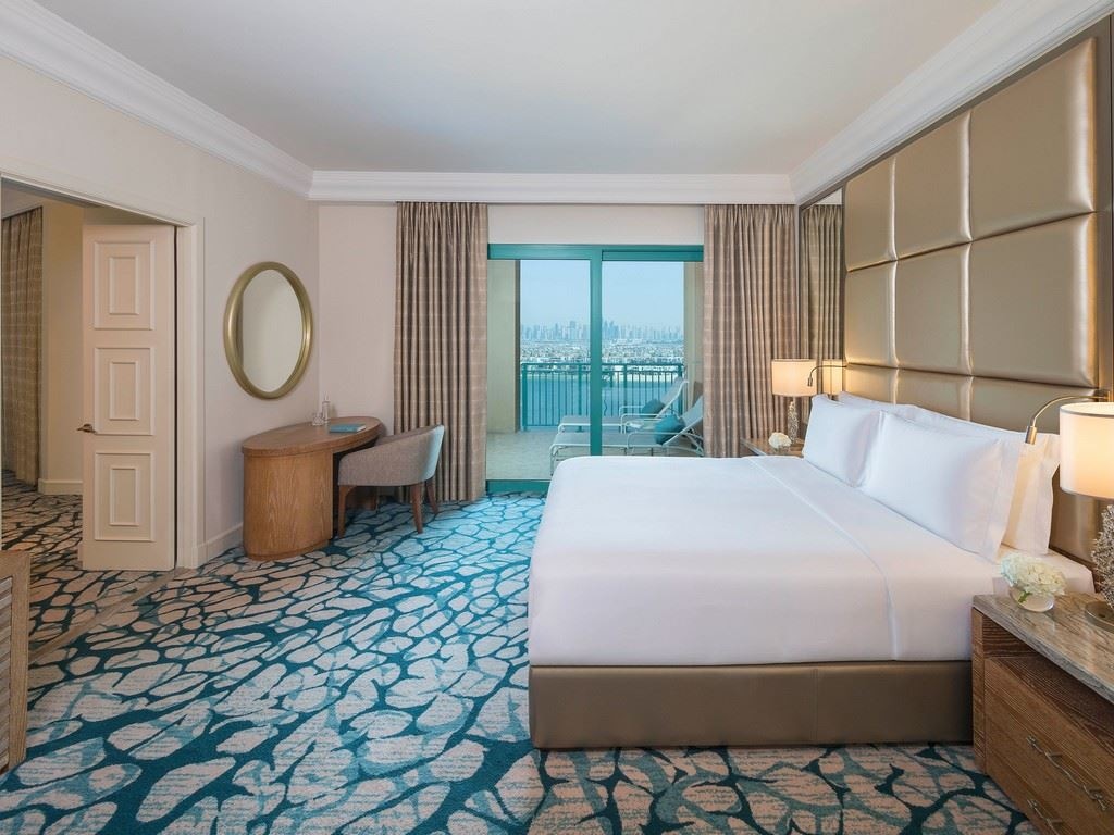 rooms-one-bedroom-terrace-suite