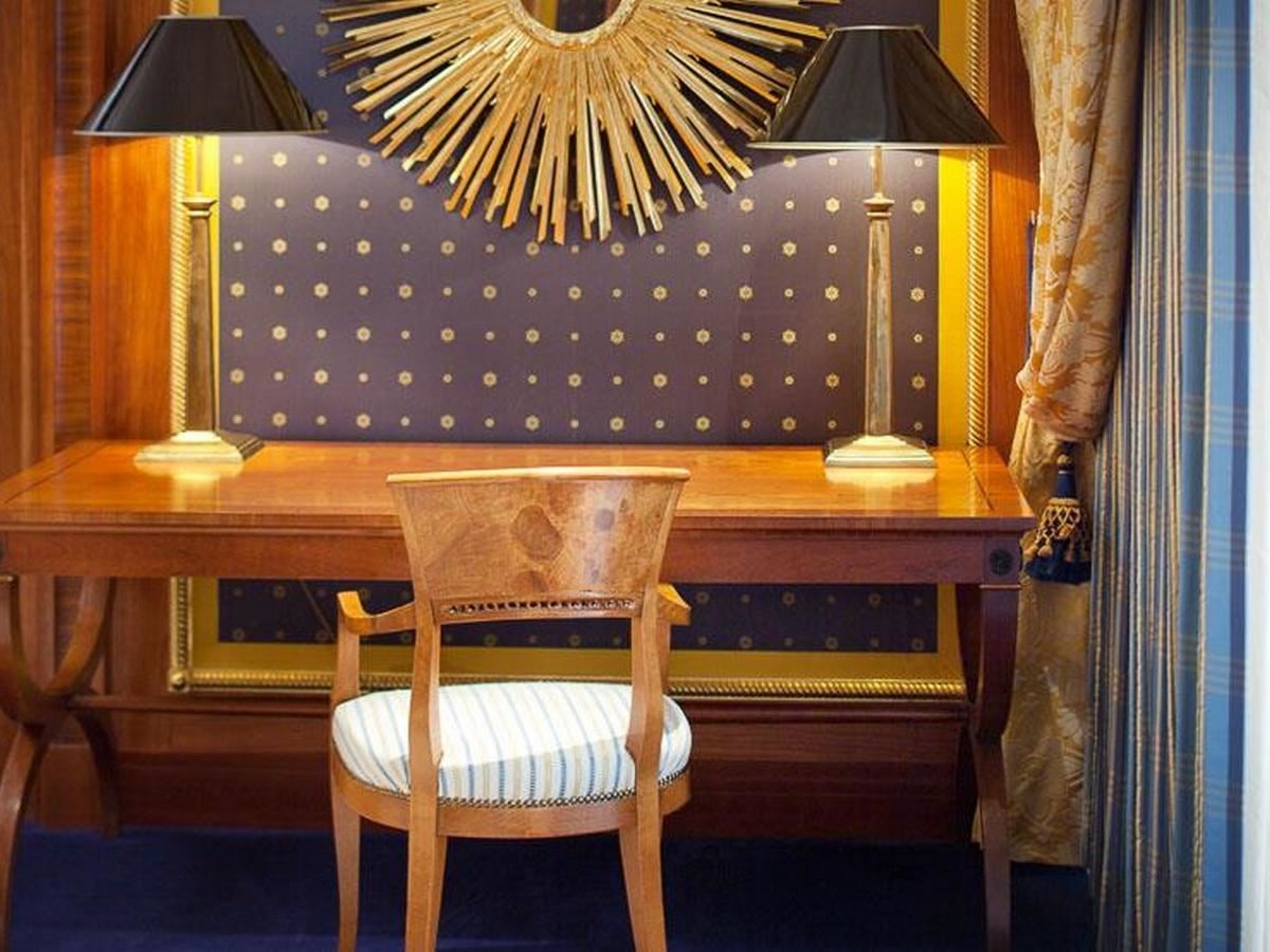 rooms-diplomatic-three-bedroom-suite