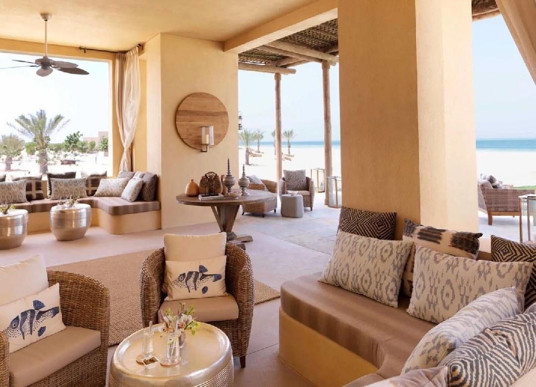 bars-olio-restaurant--lounge