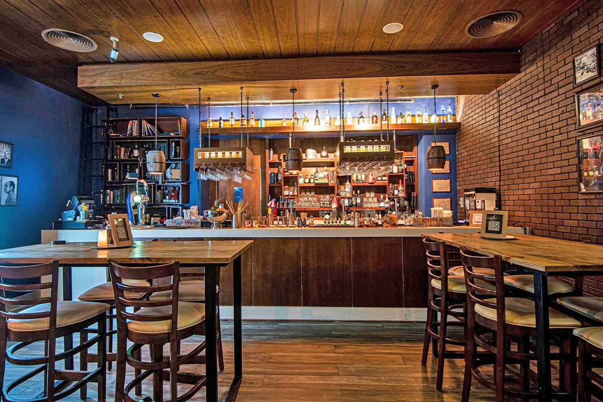 restaurants-the-bookstore-fujairah