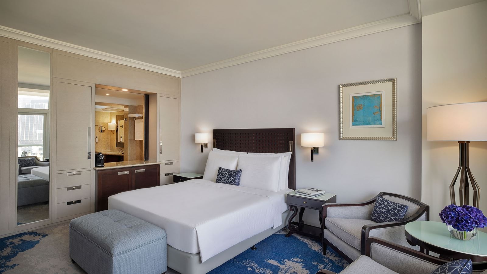 rooms-spacious-sea-view-room-with-balcony