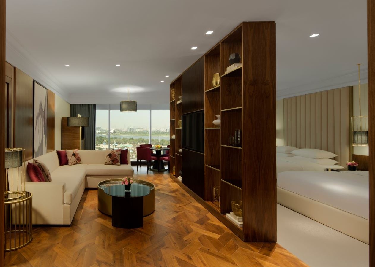 rooms-grand-deluxe-family-suite-with-unlimited-waterpark-access