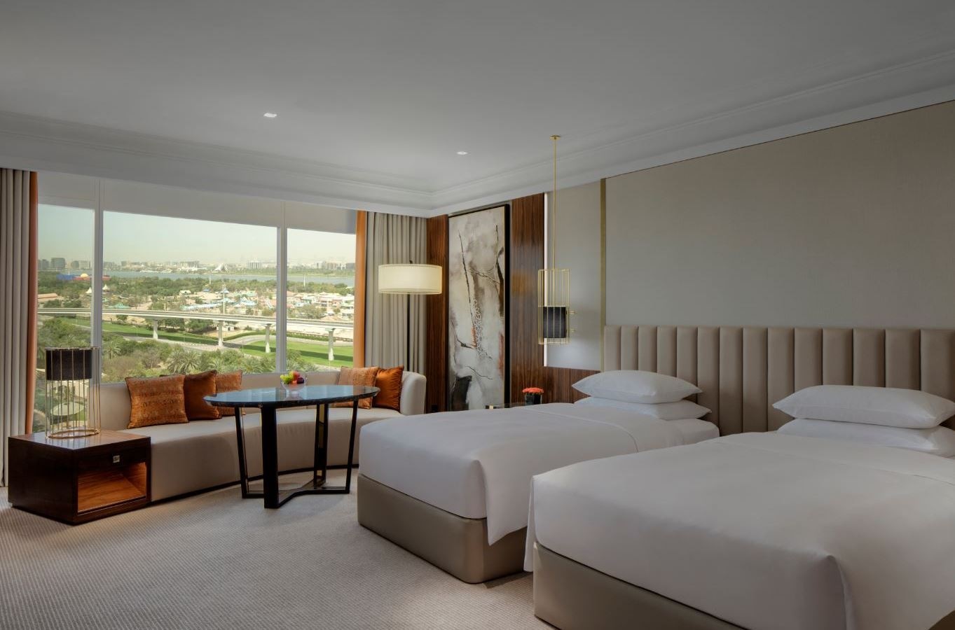 rooms-resort-superior-family-room-with-unlimited-waterpark-access