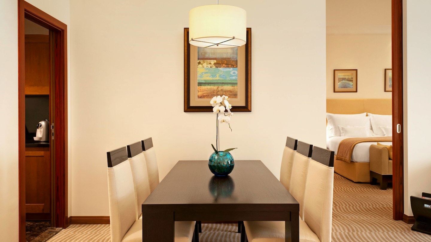 rooms-premier-executive-suite