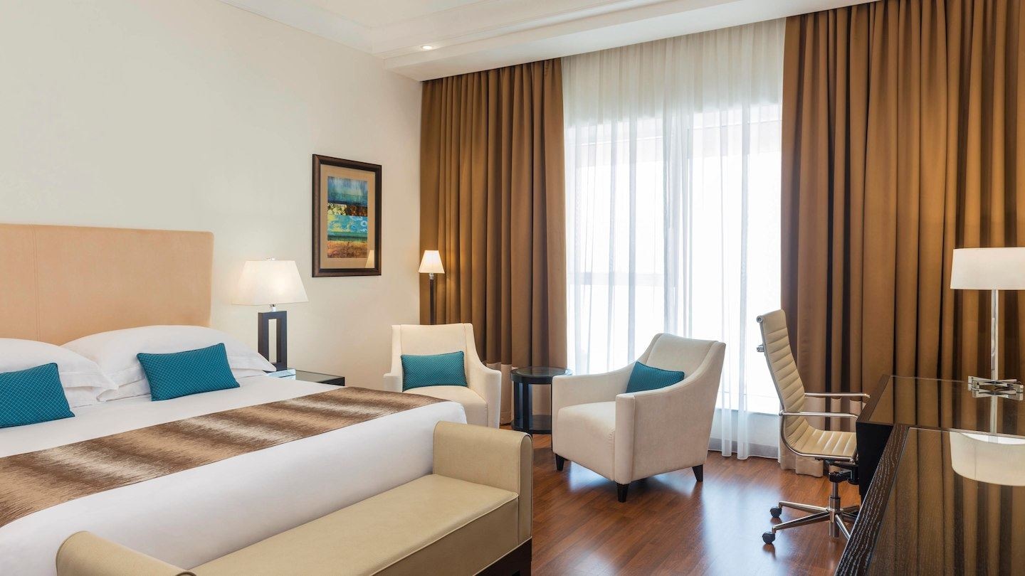 rooms-three-bedroom-tower-2-suite