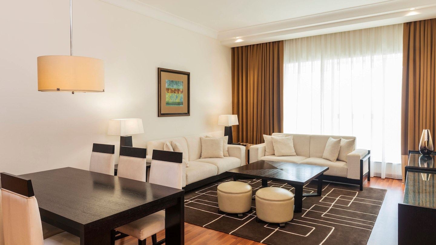 rooms-three-bedroom-tower-2-suite