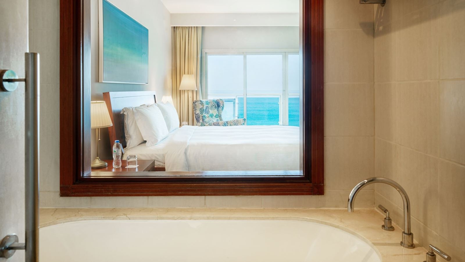 rooms-superior-sea-view-with-balcony