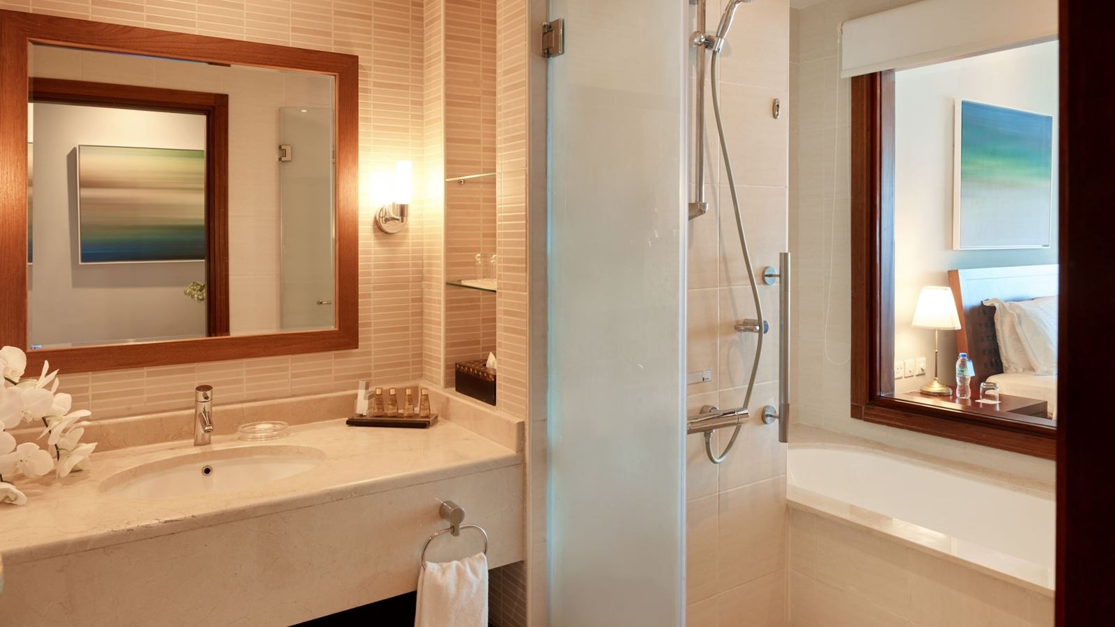 rooms-superior-sea-view-with-balcony