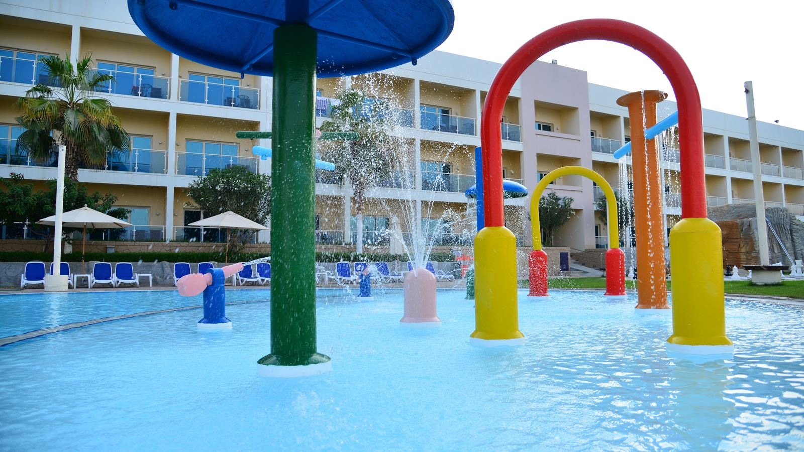 pools-outdoor-childrens-pool