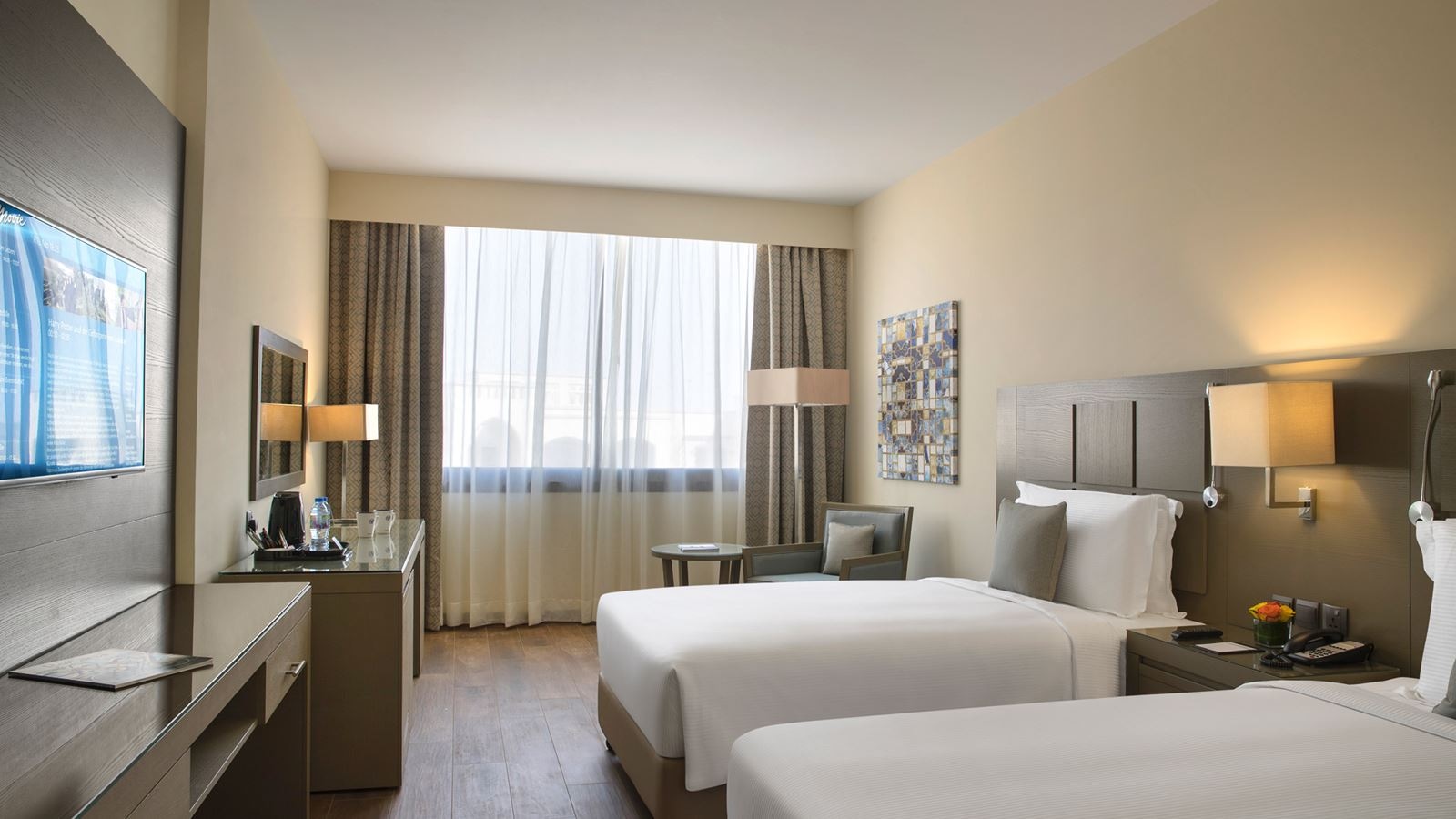 rooms-pool-view-room-king-or-twin