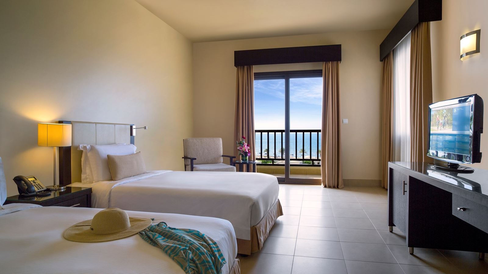 rooms-sea-view-three-bedroom-villa