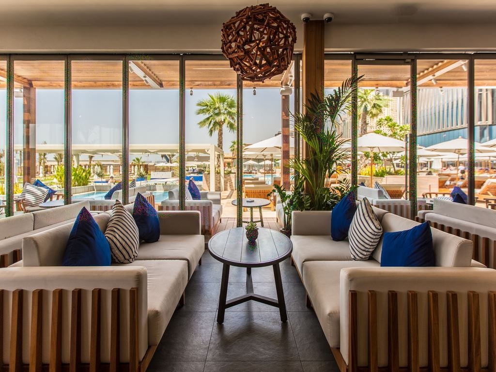 bars-azure-beach-bar