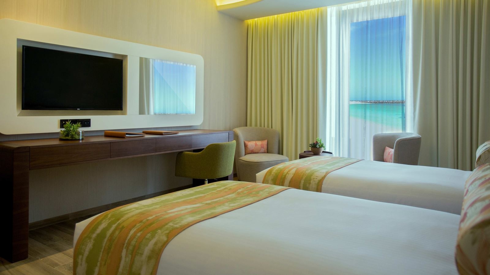 rooms-deluxe-room-with-balcony