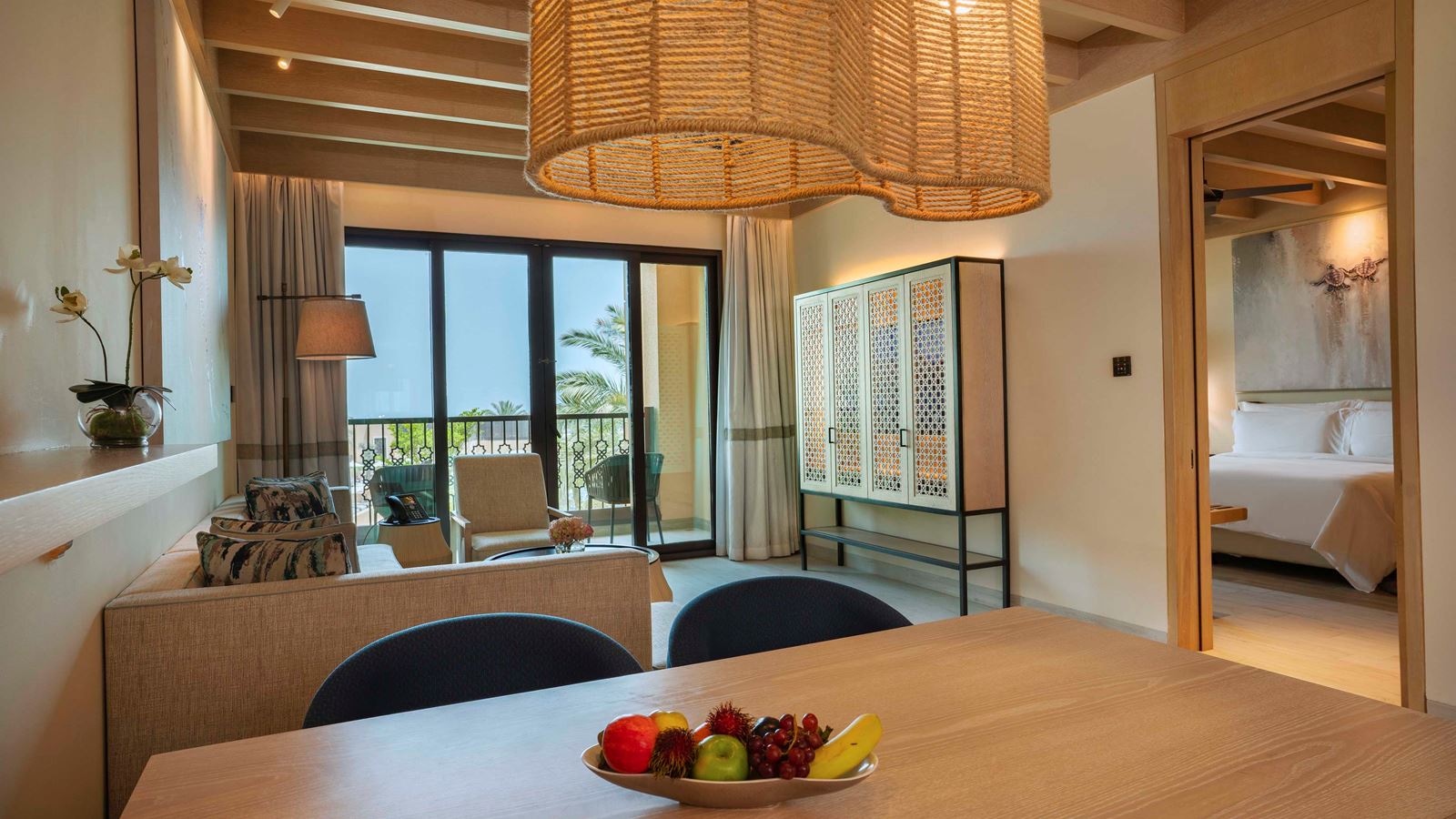 rooms-one-bedroom-resort-view-suite-with-balcony