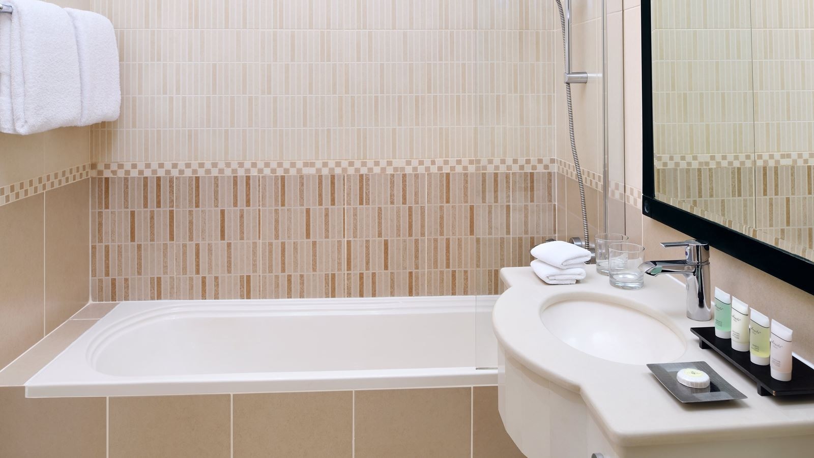 rooms-1-bedroom-residence