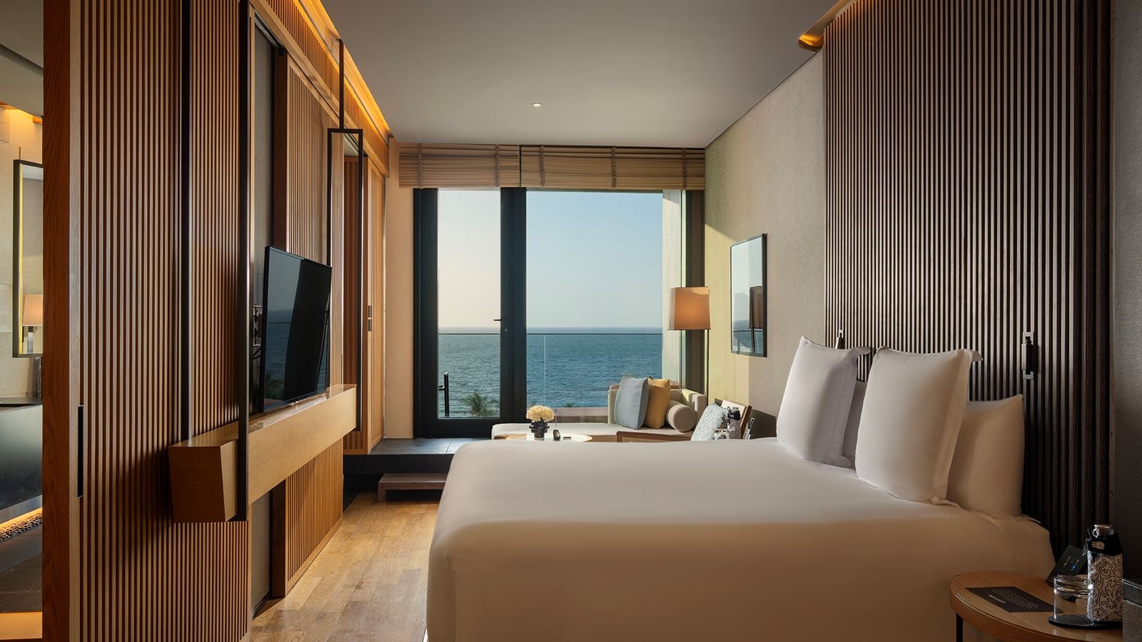 rooms-serentiy-ocean-view-giestroom