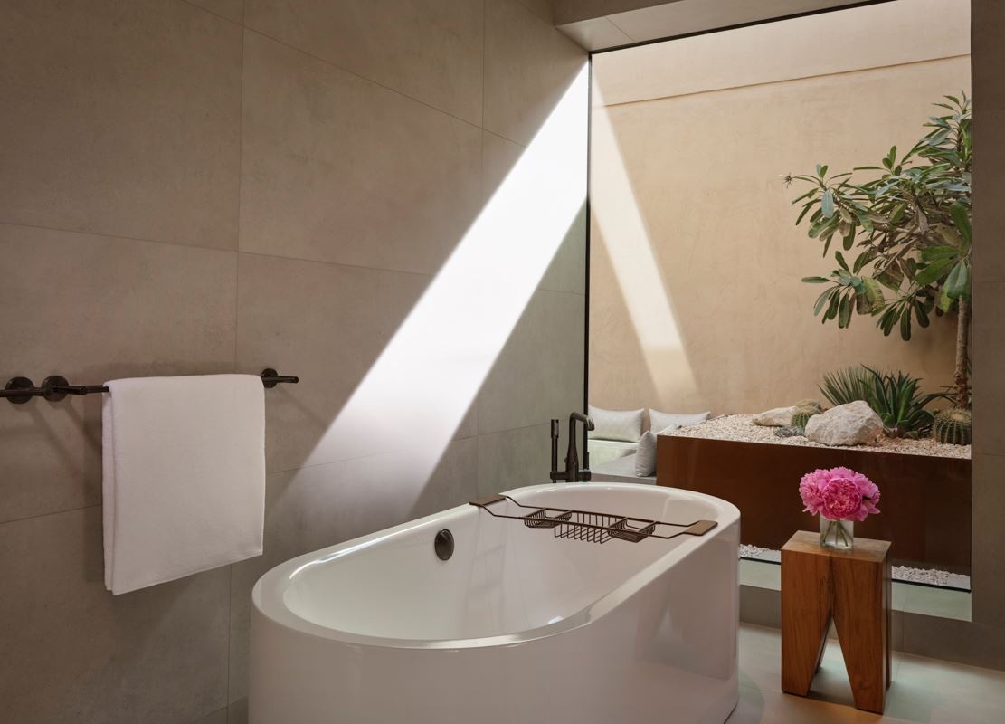 rooms-sunrise-signature-pool-villa