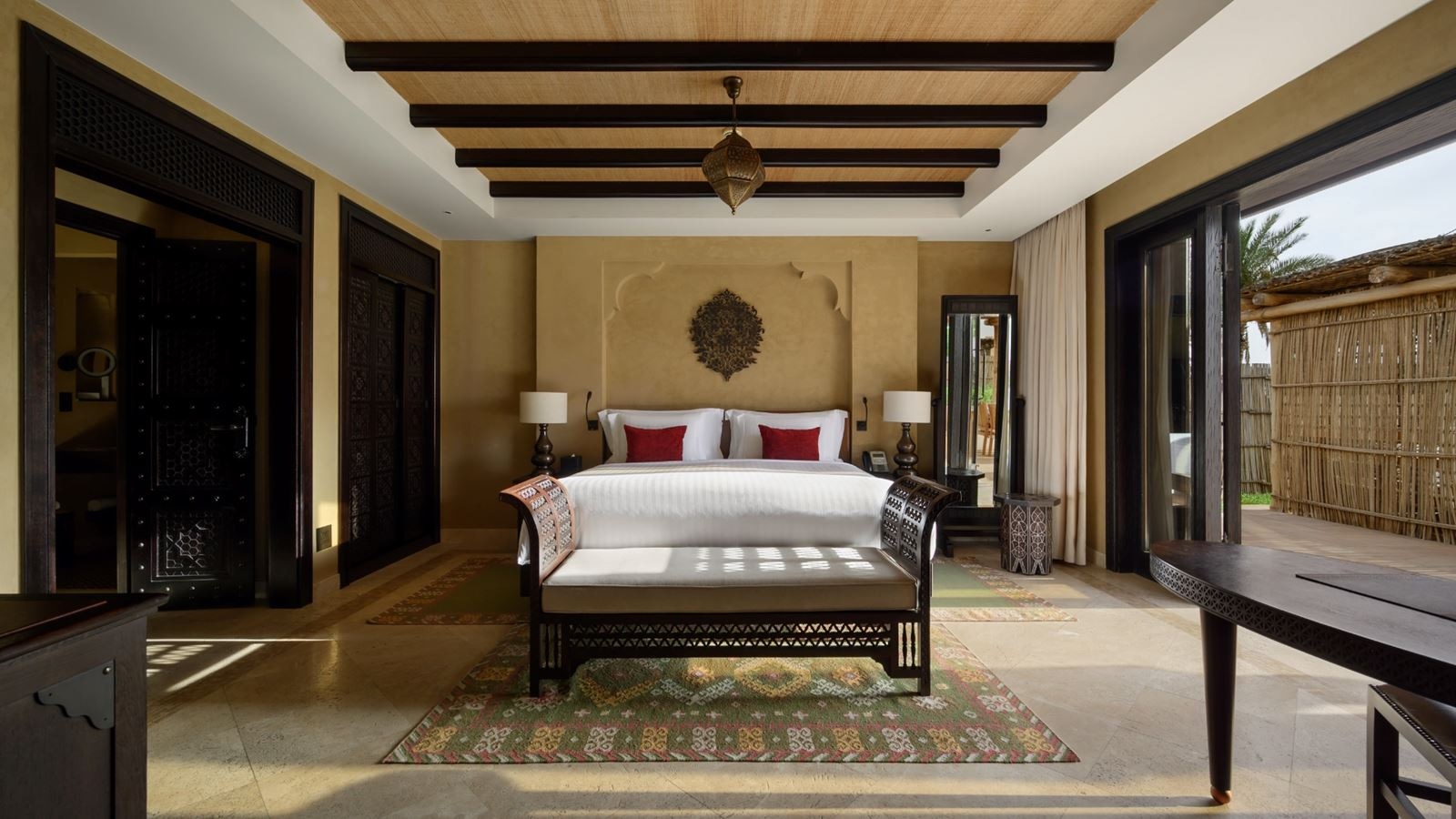 rooms-one-bedroom-anantara-pool-villa
