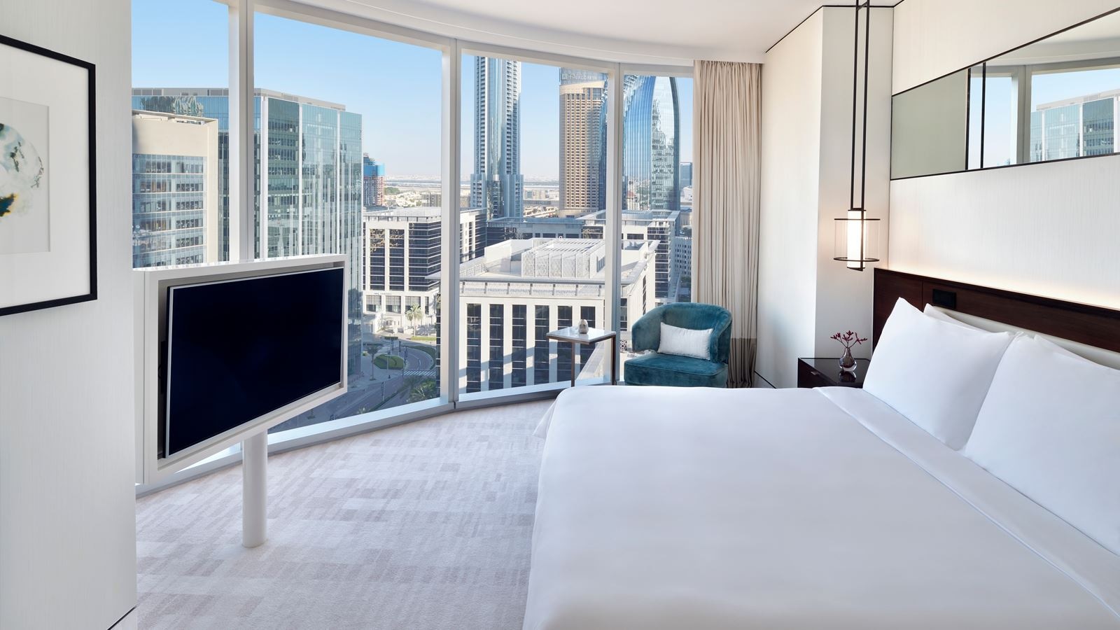 rooms-executive-suite-sky-view