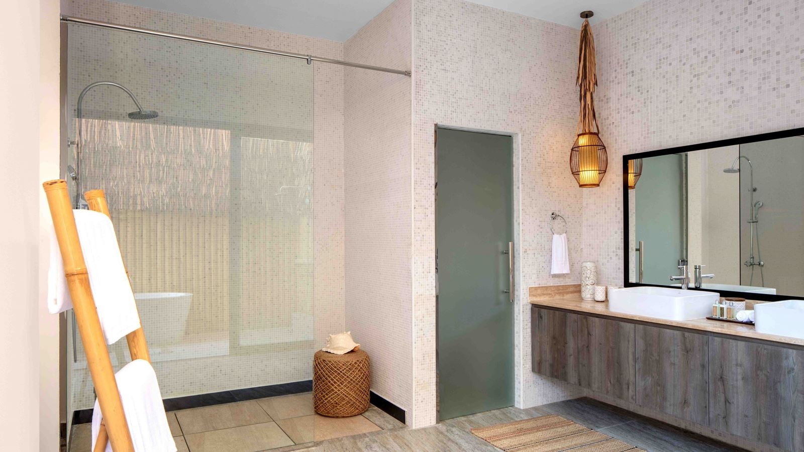 rooms-two-bedroom--beach-pool-villa