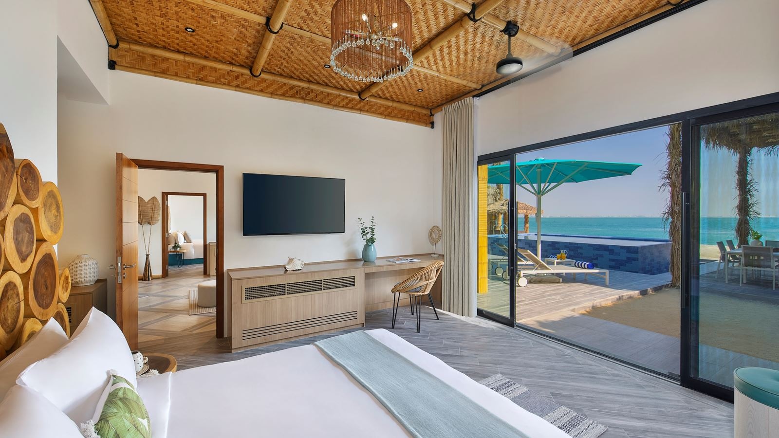 rooms-four-bedroom--beach-pool-villa