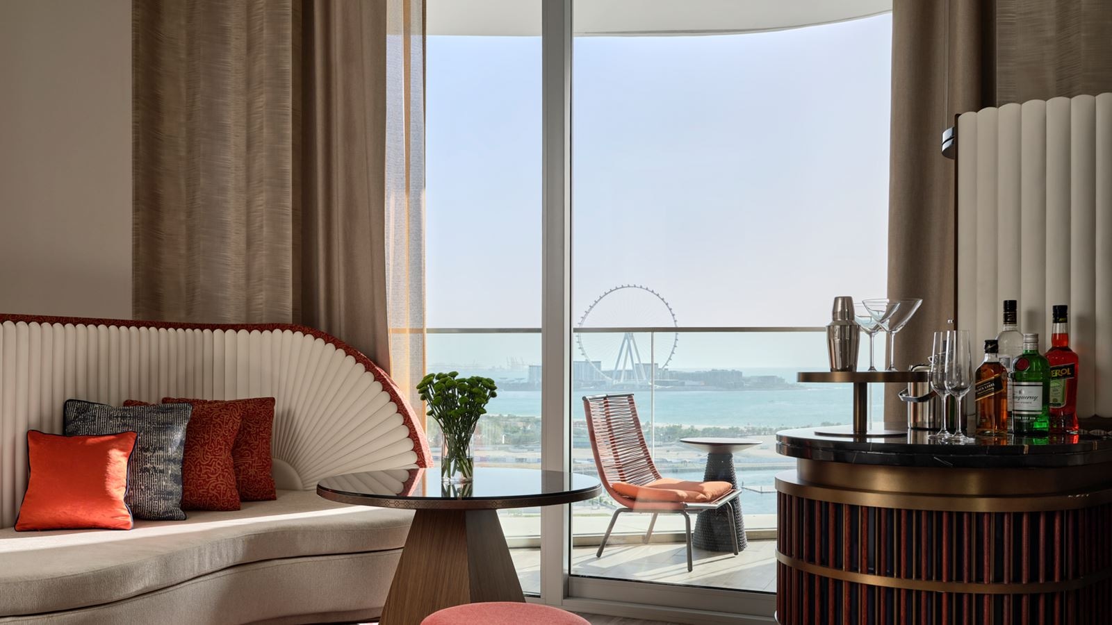 rooms-premier-deluxe-room