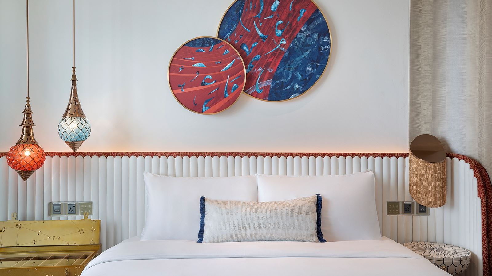 rooms-deluxe-room-sea-view