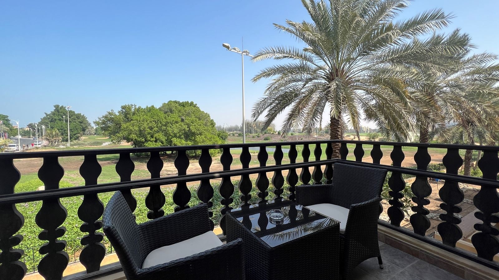 rooms-classic-room-with-balcony