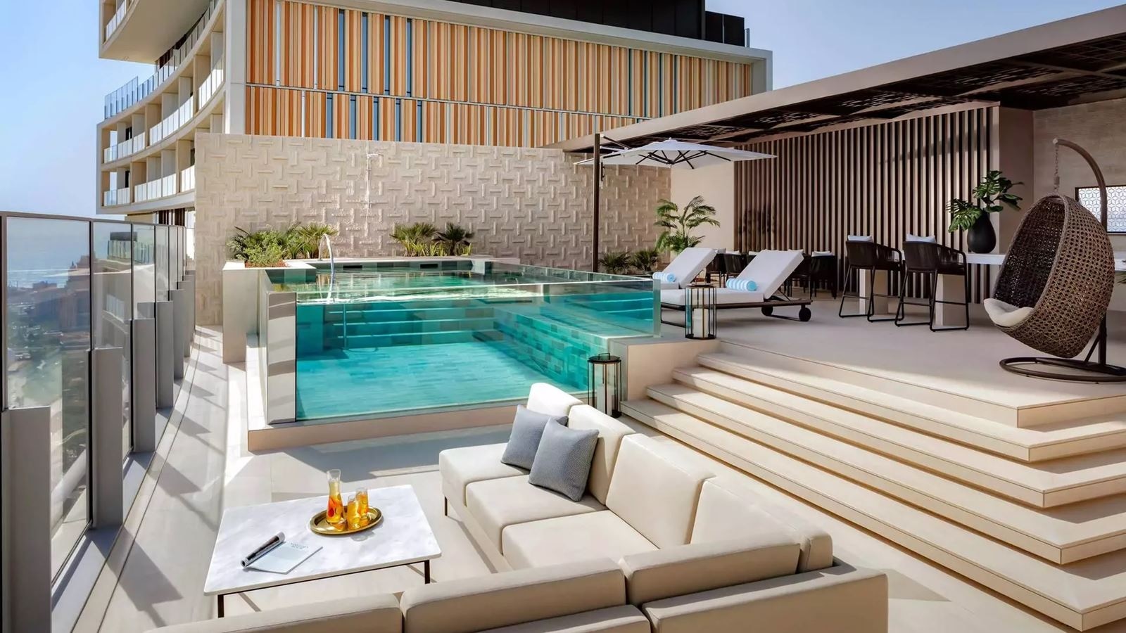 rooms-skyscape-penthouse