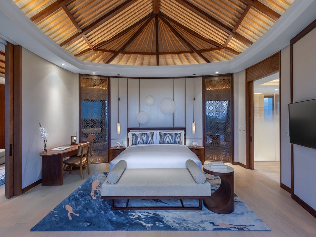 rooms-over-water-pool-villa