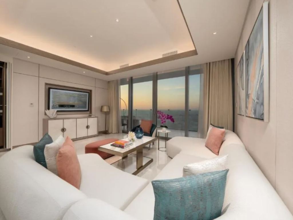 rooms-four-bedroom-residence-with-pools